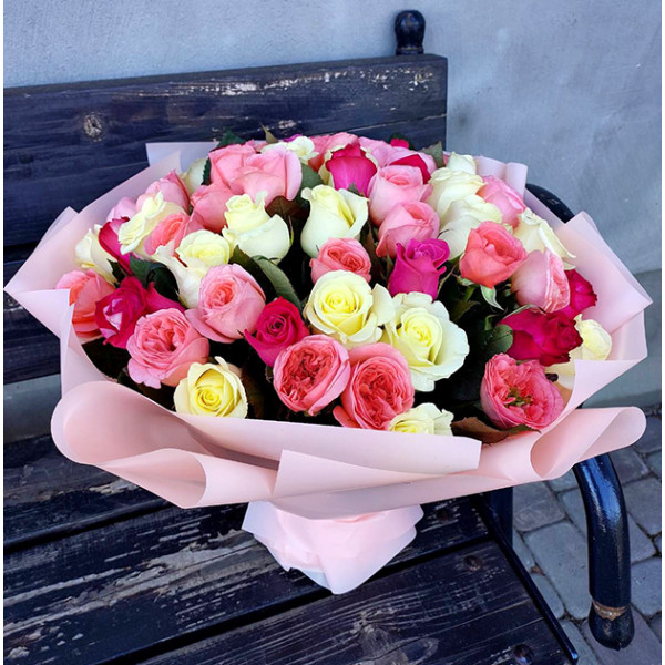 Bouquet of roses mix