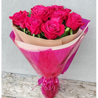 Bouquet of red roses