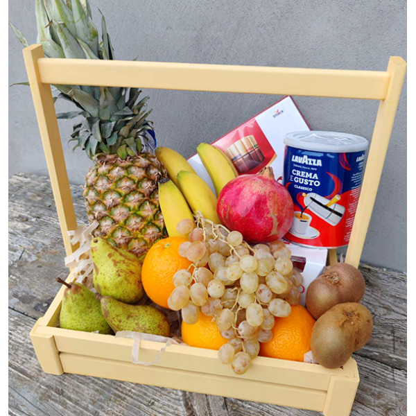 Gift set Fruits, coffee and sweets